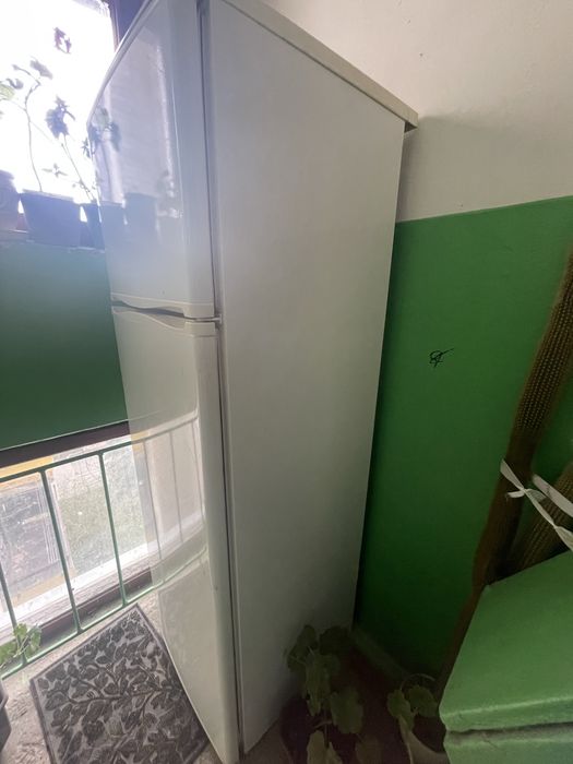 Холодильник SNAIGE під заправку фреоном