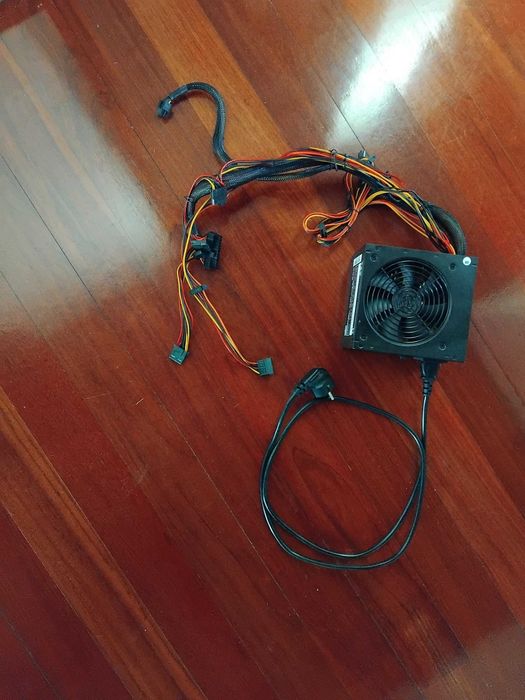 Fonte Alimentação  Cooler Master RS-600-ACAB-M4