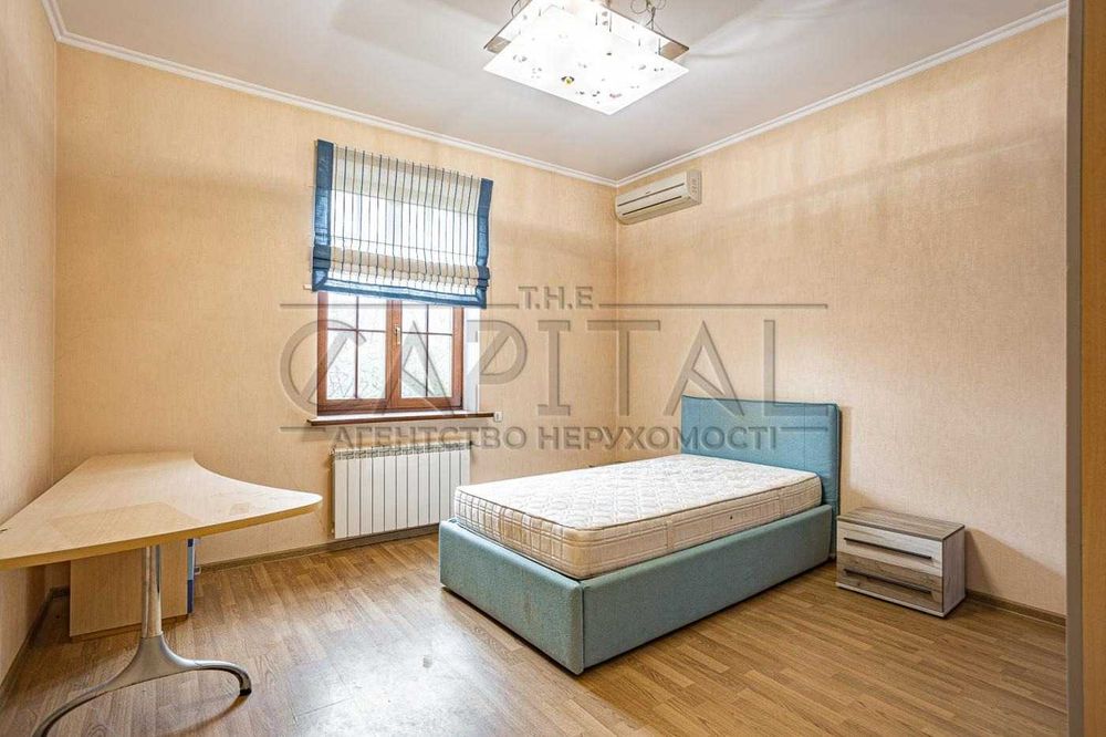 Продаж / Будинок / 390 м2 / вул. Звіринецька / Печерський район