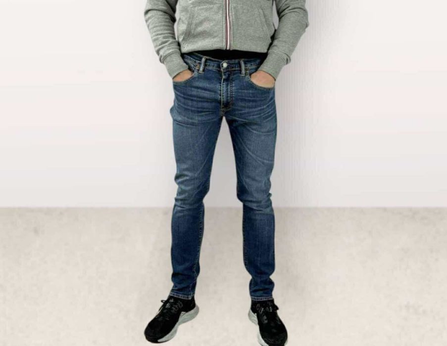 Levi's 520 spodnie jeansowe męskie M/L
rozmiar M/L (31/32)
Kolor:niebi