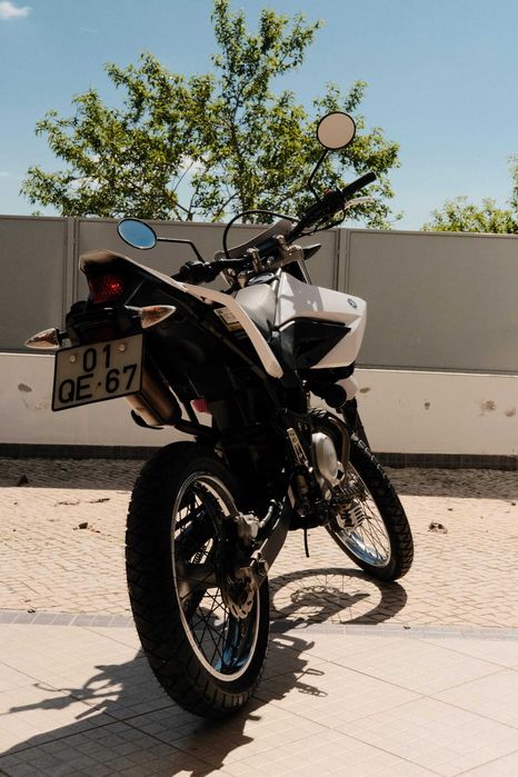 Mota Yamaha WR 125 R