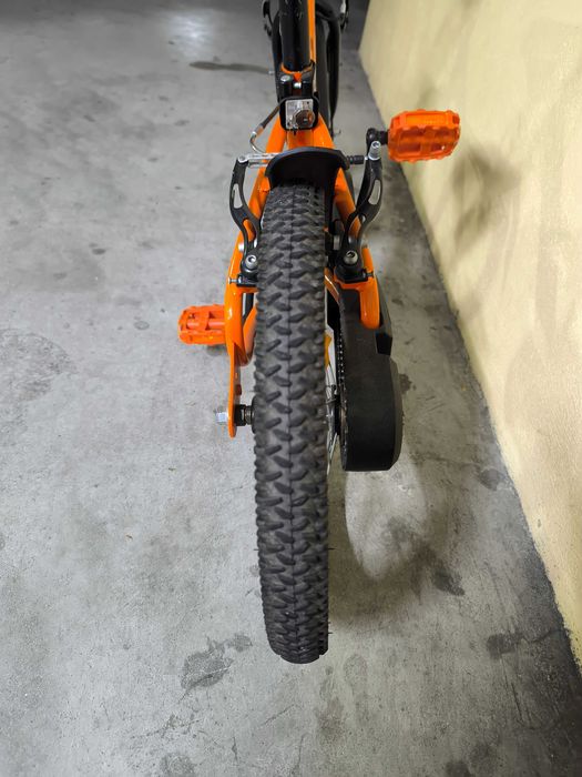 Bicicleta criança 16'' - 4 a 6 anos