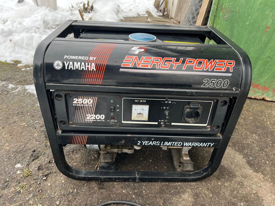 Бензогенератор Yamaha 2500