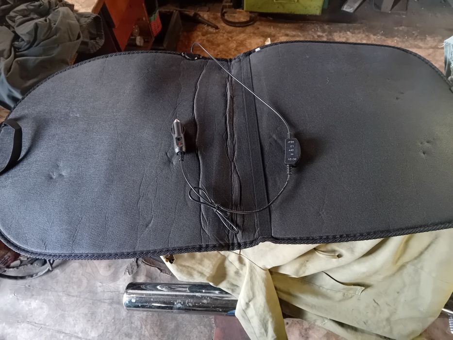 Продам накидку сидения авто с подогревом