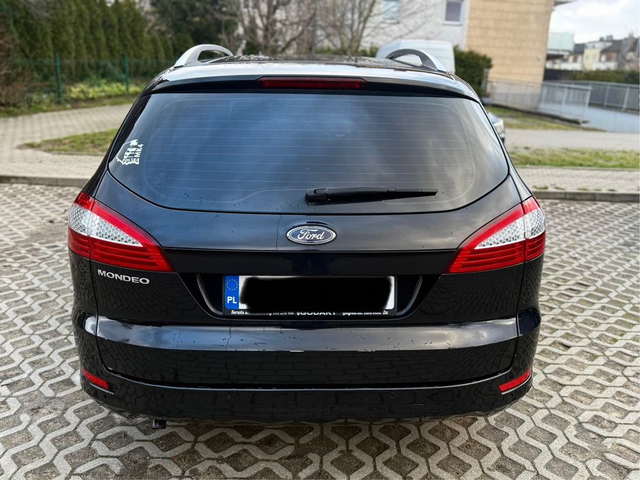 Ford Mondeo 2010 2.0 Beznyna wersja Titanium Kombi