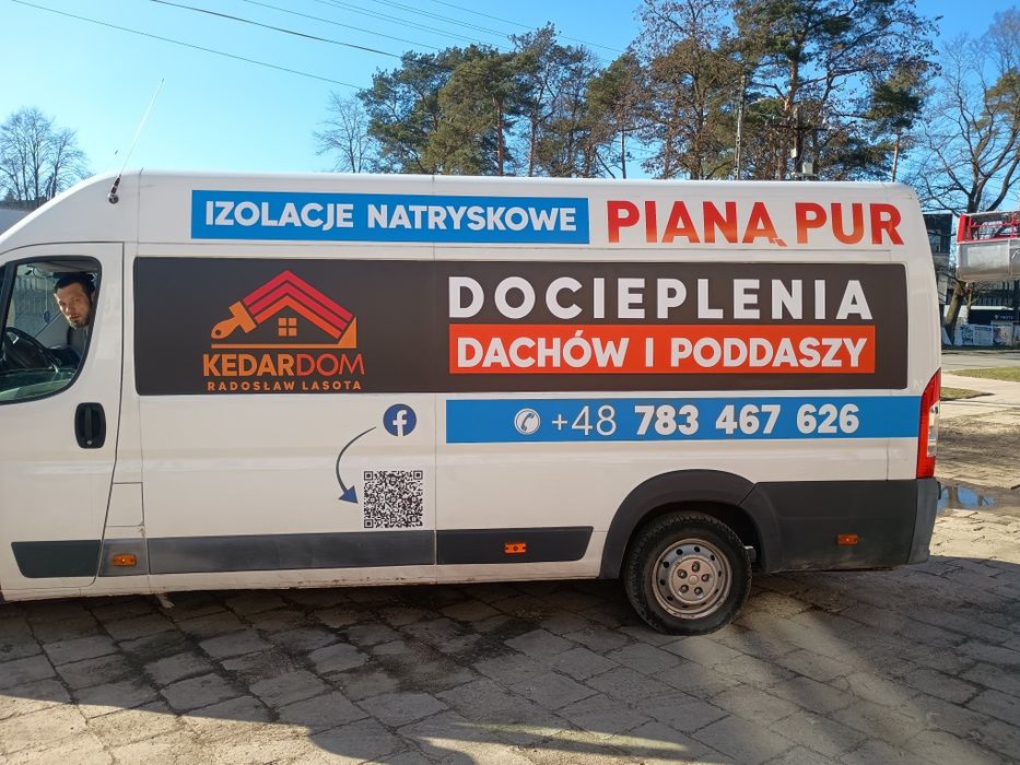 Reklama na samochód oklejanie busów witryn montaż reklam całe Tychy