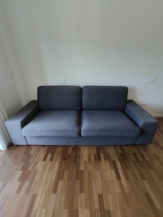 Sofá Kivik IKEA - 3 Lugares Cinzento Escuro (antracite)