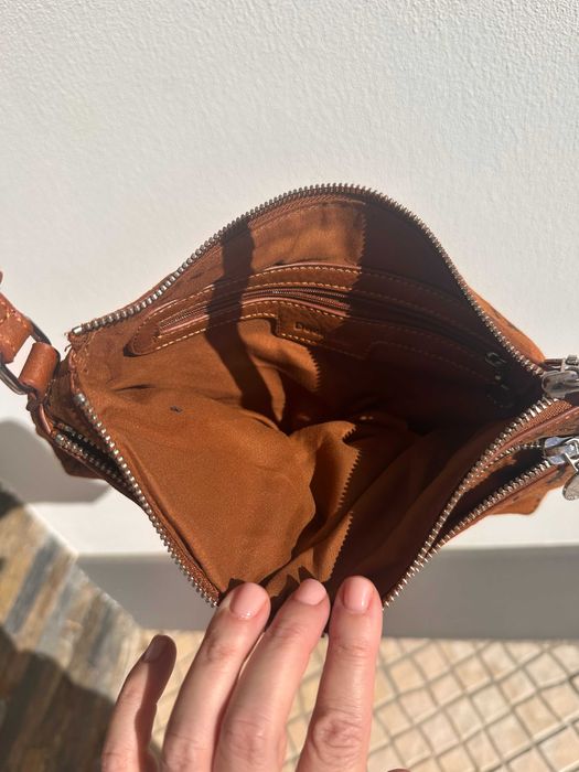 Mala tiracolo Desigual em bom estado!
