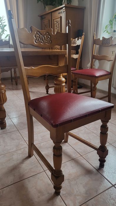 Stół dębowy antyk rozkladany z krzesłami