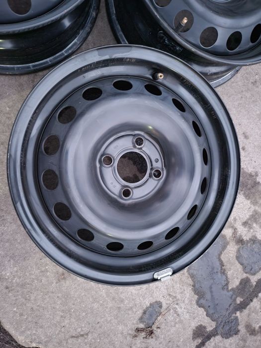 Felga 15 Renault Clio IV Clio V Dacia Dokker Sandero Lodgy 4x100 ET40