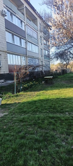 Миронівка Продам 2 -к квартиру,с Центральне