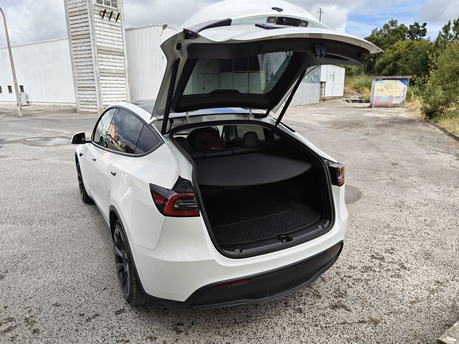 Tesla Model Y Long Range 2023