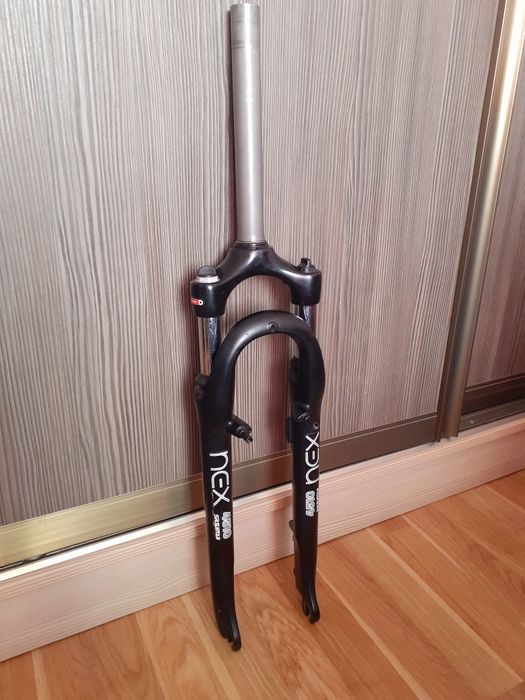 Вилка велосипедная Suntour Nex 4510