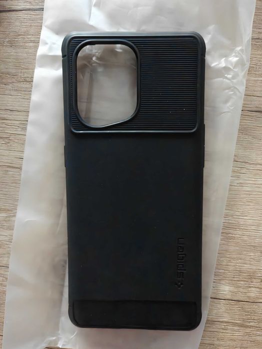 Oppo Find X5 Rugger Armor Etui Plecki