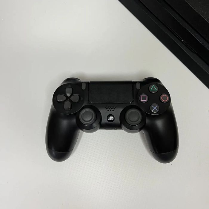 PlayStation 4 Pro на 1 Тб