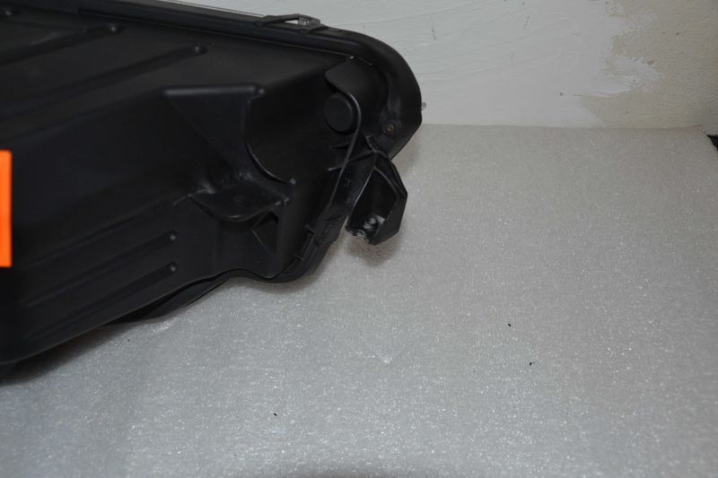 Правая фара Toyota Camry галоген 2015 2016 2017