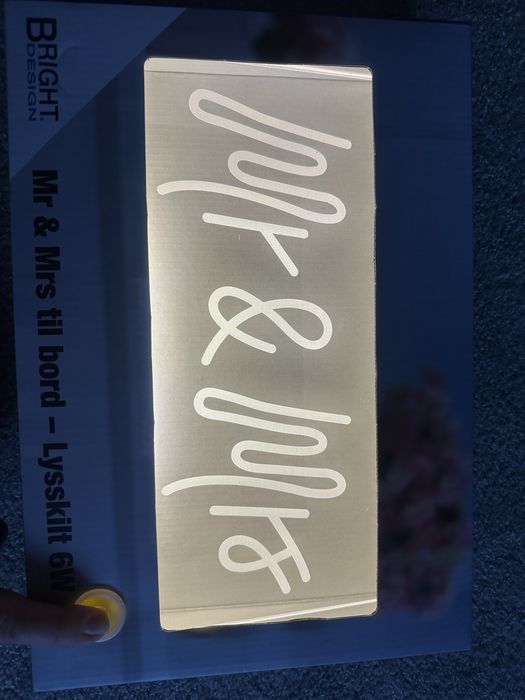 MR & MRS  napis neon do postawienia