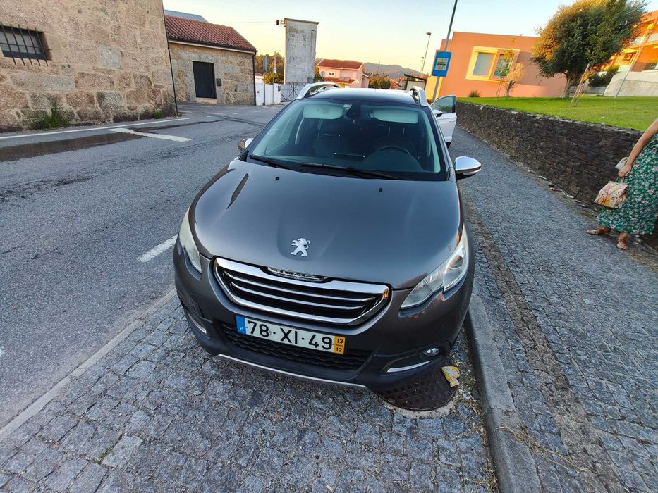 Peugeot 2008 gasóleo allure  de 12/2013