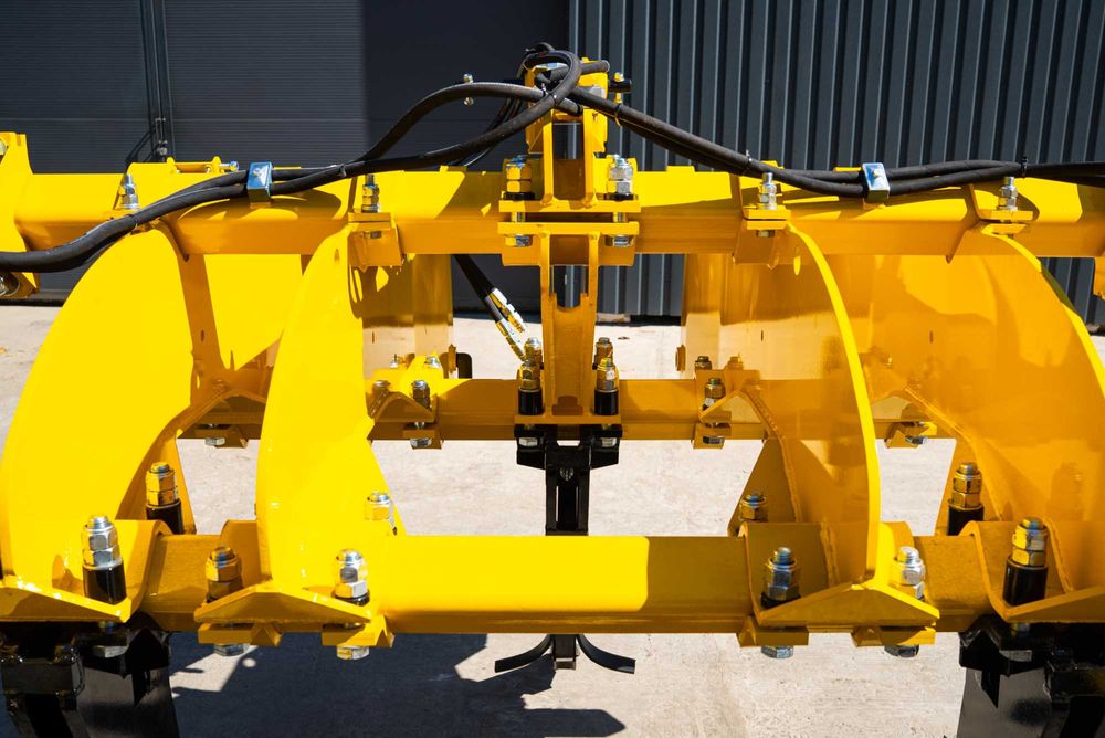 Глибокорозпушувач GENERAL 2 м