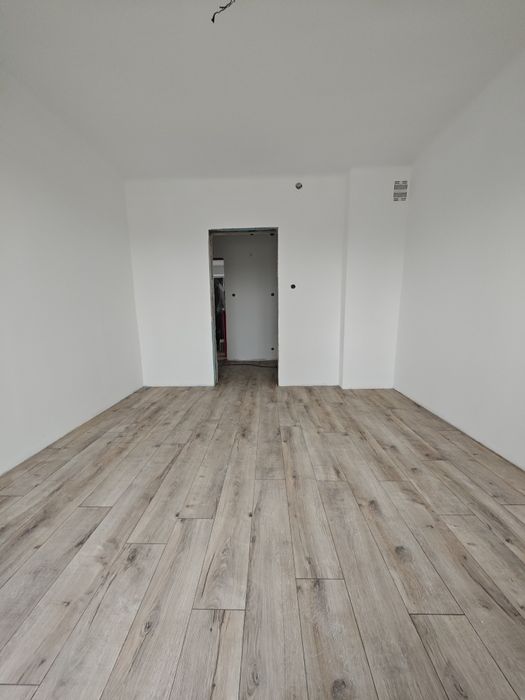 Malowanie, gładzie, panele – fachowiec Białołęka / Warszawa