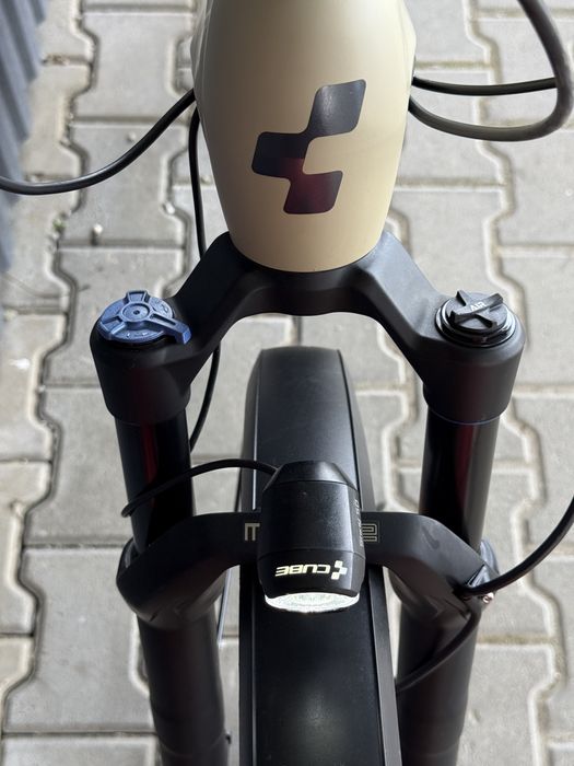 Cube Kathmandu Pro електровелосипед