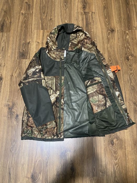 Костюм для рибалки , охоти . Тканина ліс мембрана , не промокайка .