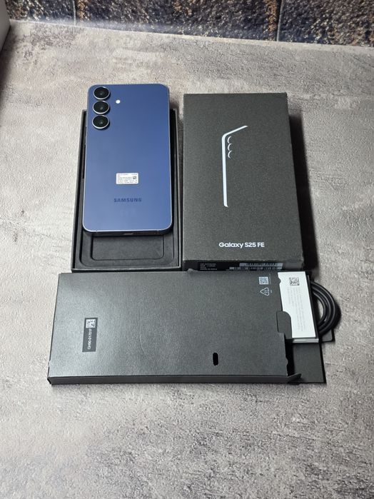 Samsung S25 FE  8/128