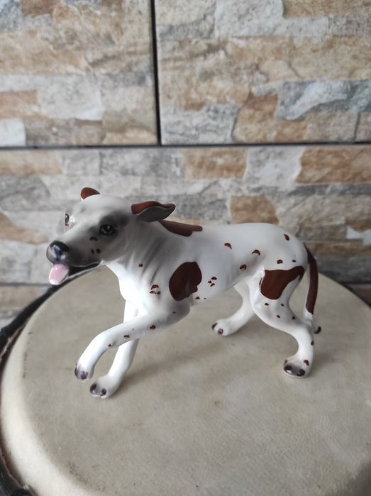 Figurka porcelanowa Japonia dog niemiecki