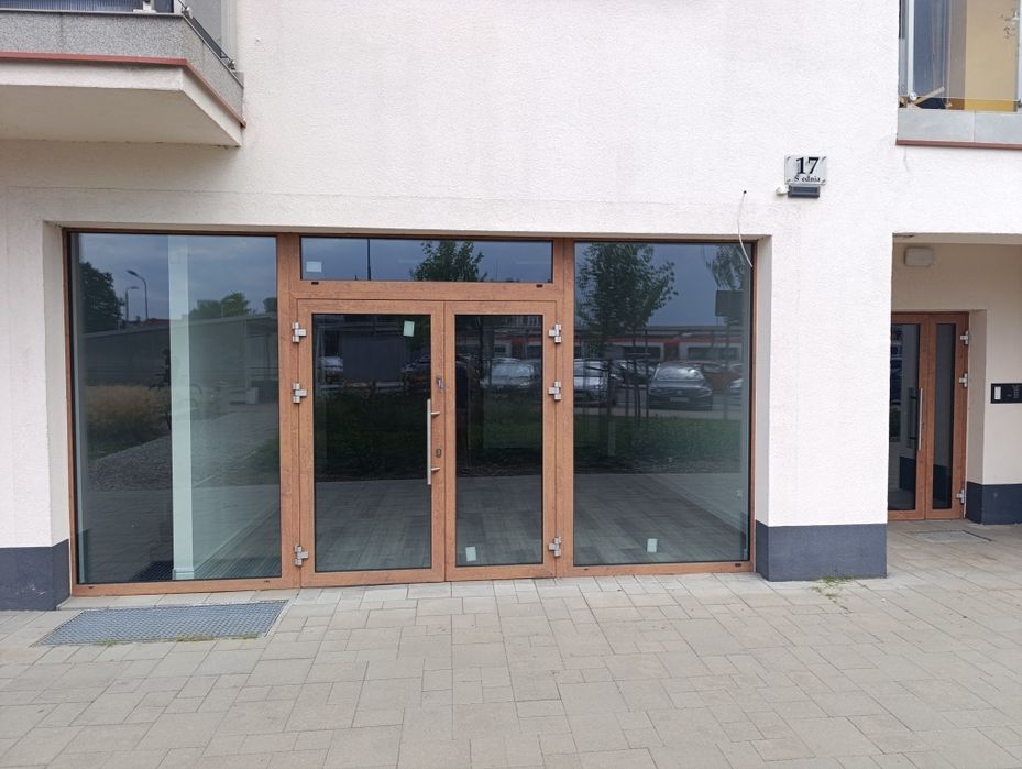 Lokal usługowy 60 m² | Parter | Duża witryna | Świetna lokalizacja