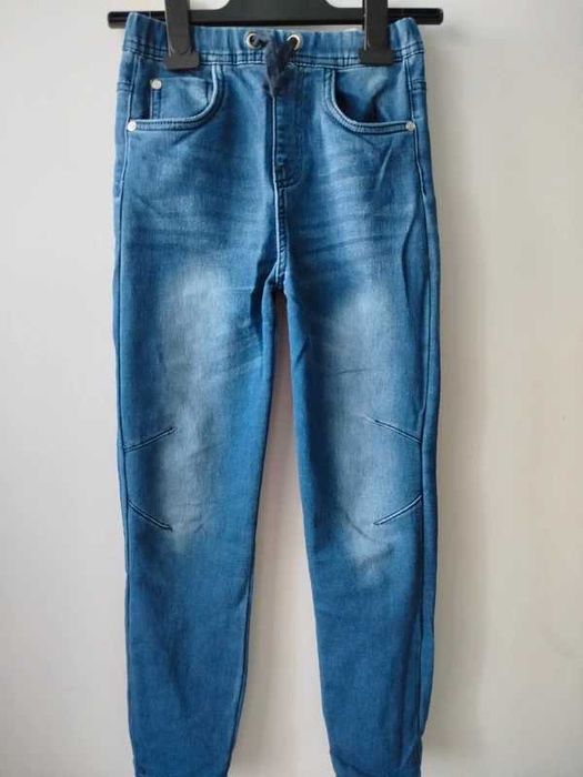 Jeansy chłopięce 128 Sinsay