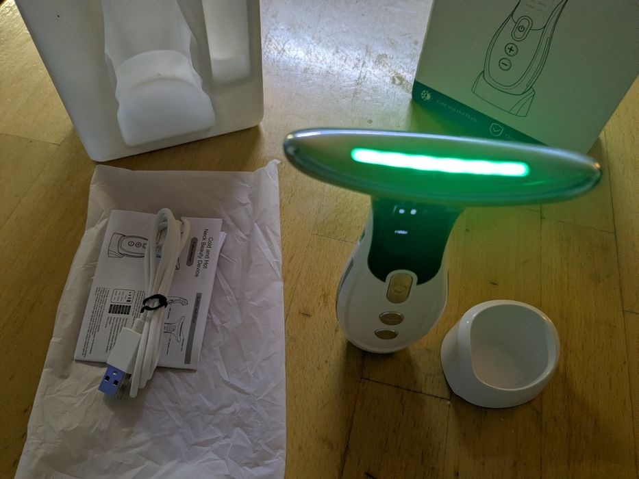 Инфракрасный массажёр с подогревом и вибрацией