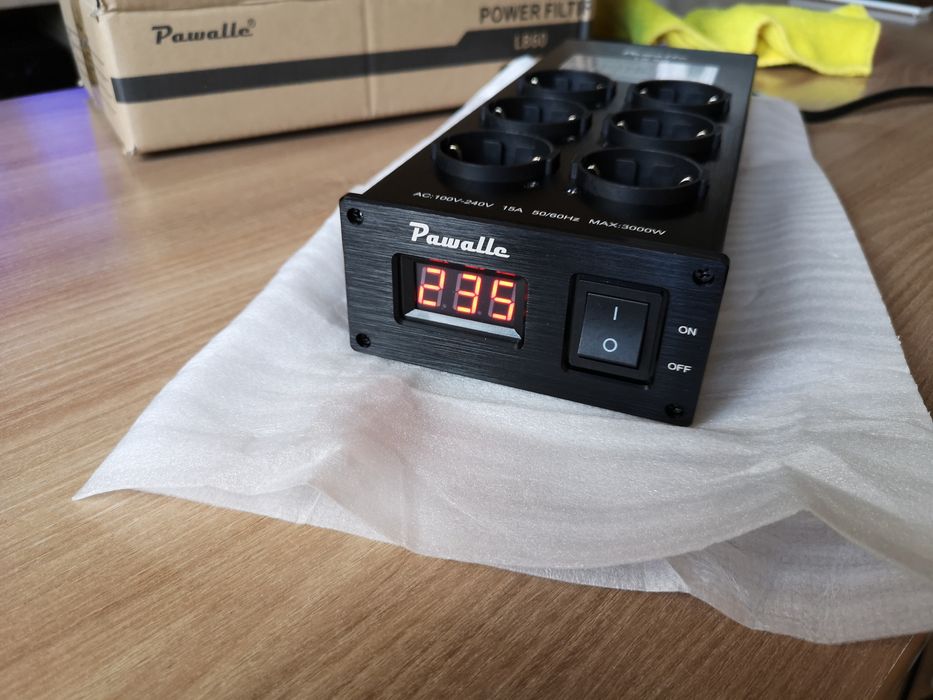 Listwa zasilająca - filtr do sprzętu audio PAWALLE LB-60.