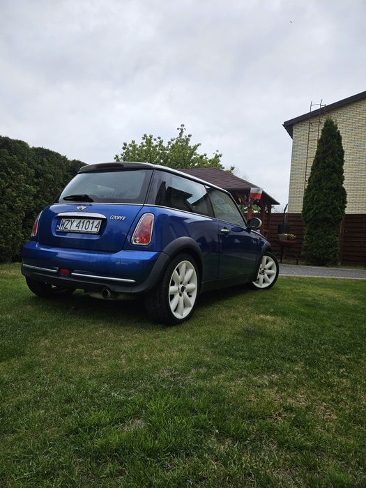 Mini Cooper R50 2005