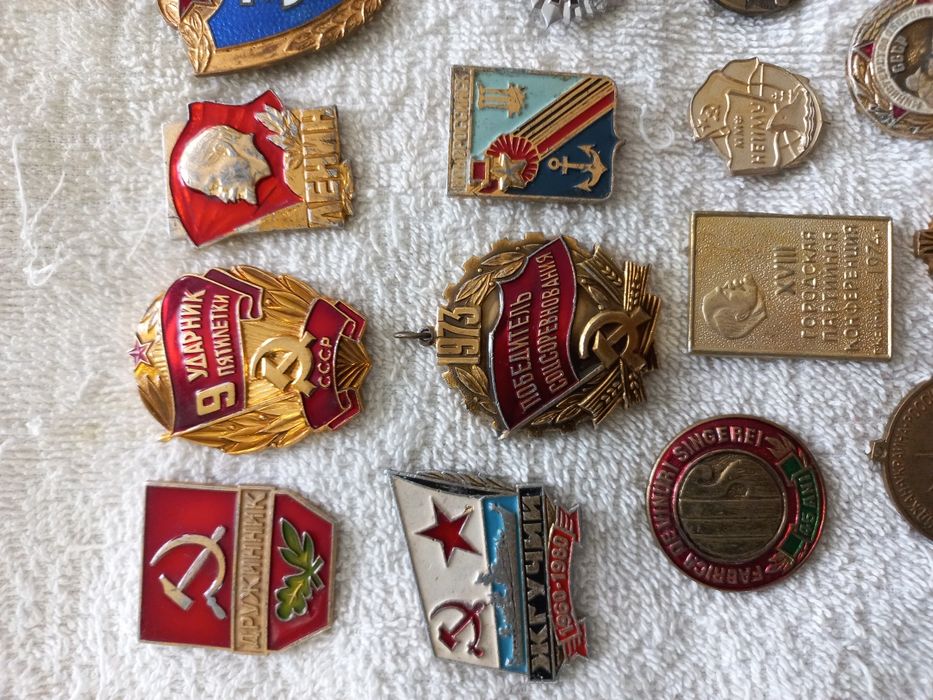 Продам лот различных знаков.