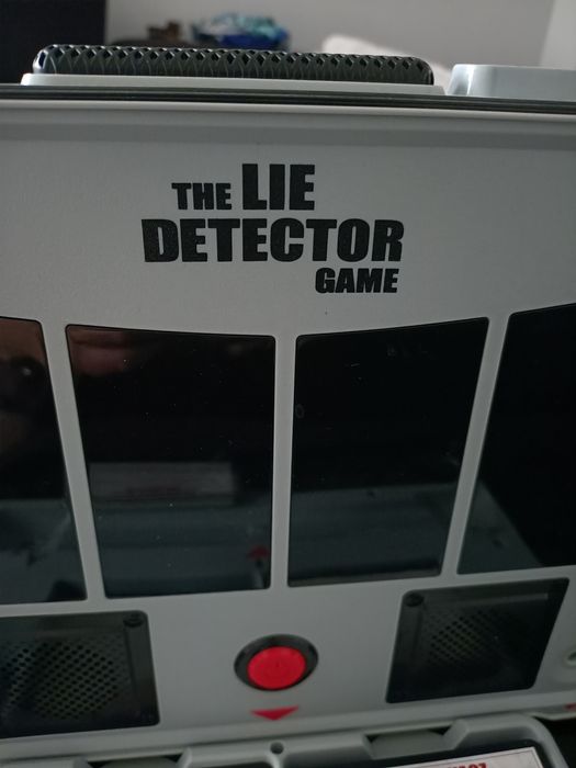 Detektor kłamst elektroniczna gra