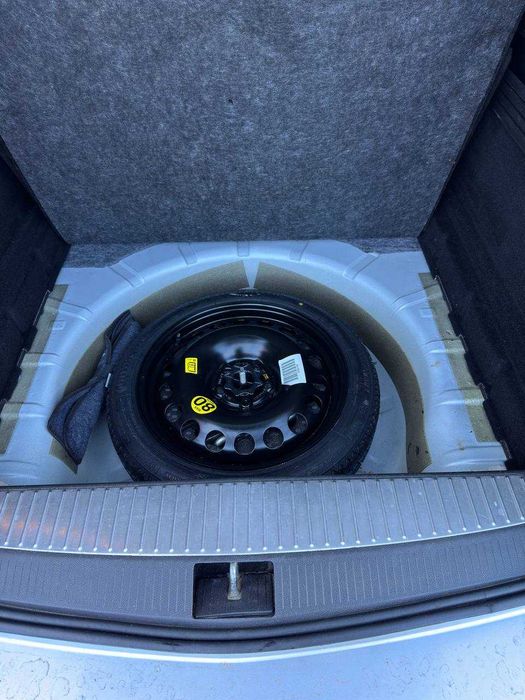 Продам Opel Astra J