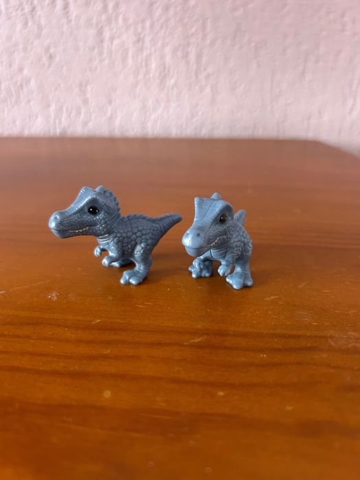 Dinossauros bebé kinder