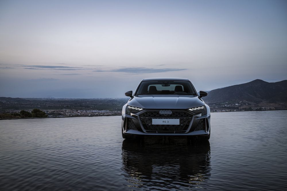 Audi RS3 Limousine TFSI quattro S tronic