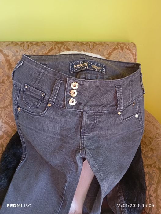 Calças do Brasil de cintura baixa e muito estilosas