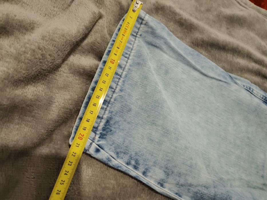 Spodenki jeansowo materiałowe M