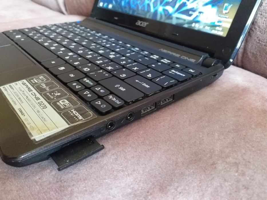 Acer Aspire One D270