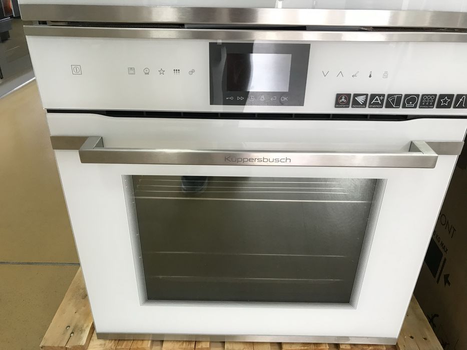 Nowy piekarnik z pyrolizą Kuppersbusch BP6550.0W