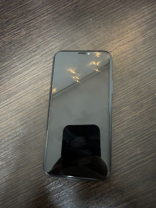 Продаю Iphone 11 pro 256gb