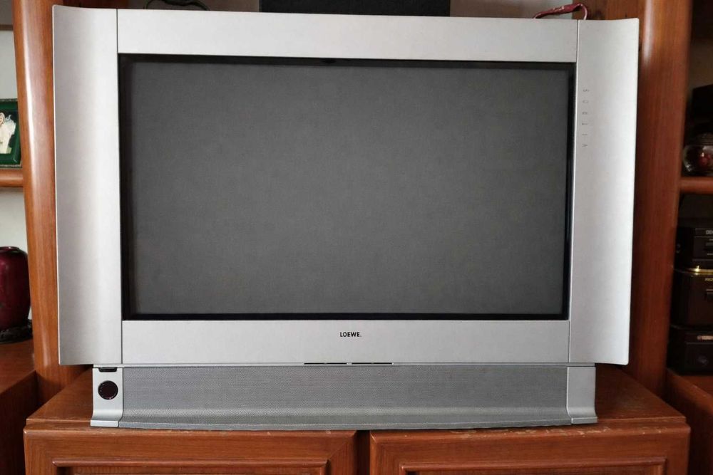 Televisor Loewe Vitros - 27"