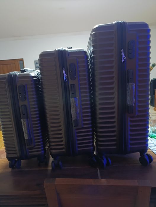 Lindo Set de 3 Malas de viagem com rodas a 360°. Novas!