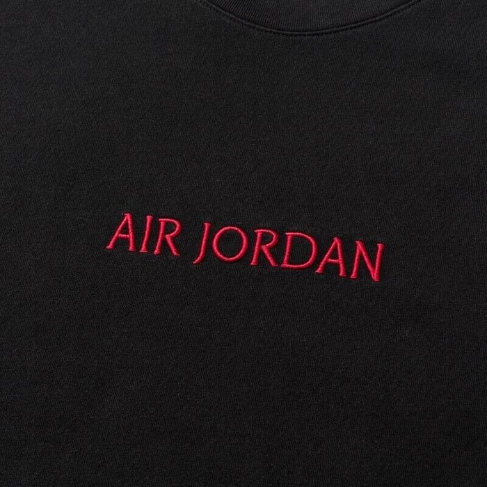 Футболка NIKE Air Jordan Essential Wordmark  оригінал  DV6465-010