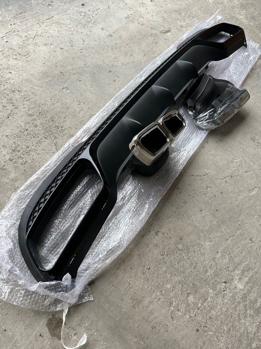 Диффузор на задний бампер Mercedes W212 AMG накладка на бампер