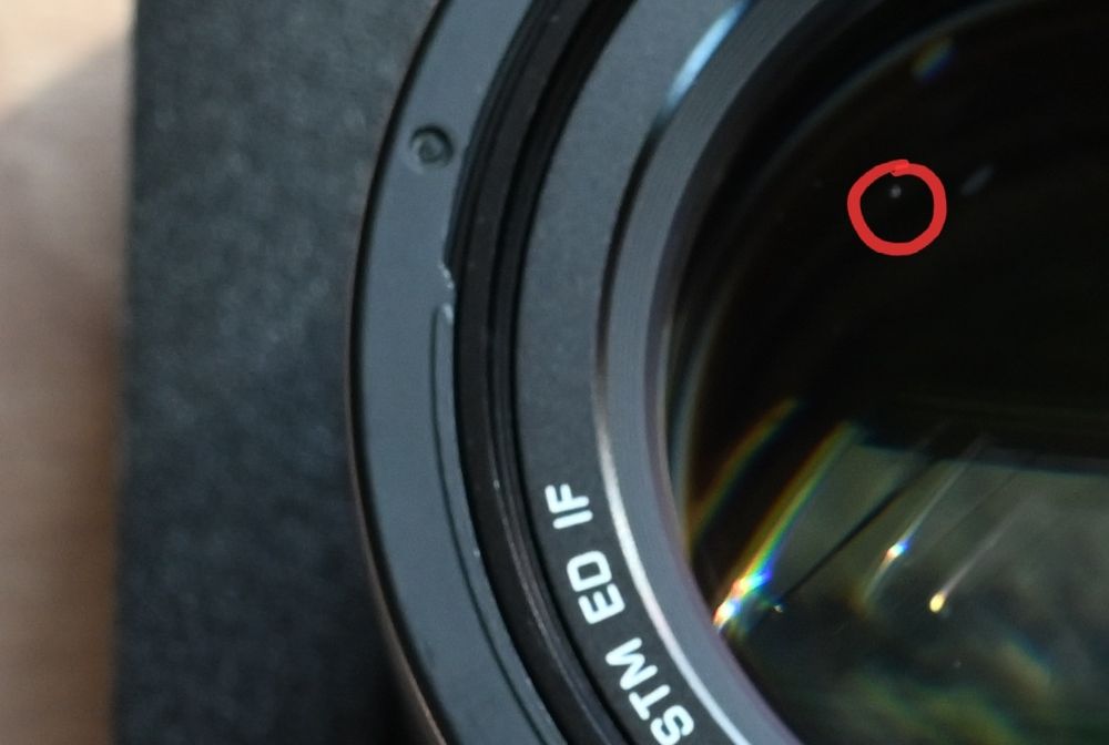 Продаю обʼєктив Viltrox 75mm f/1.2 XF для aps-c камер Fujifilm.