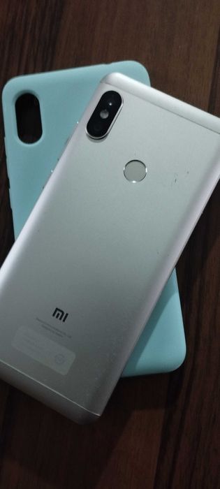 Телефон Xiaomi redmi note 5 3/32gb