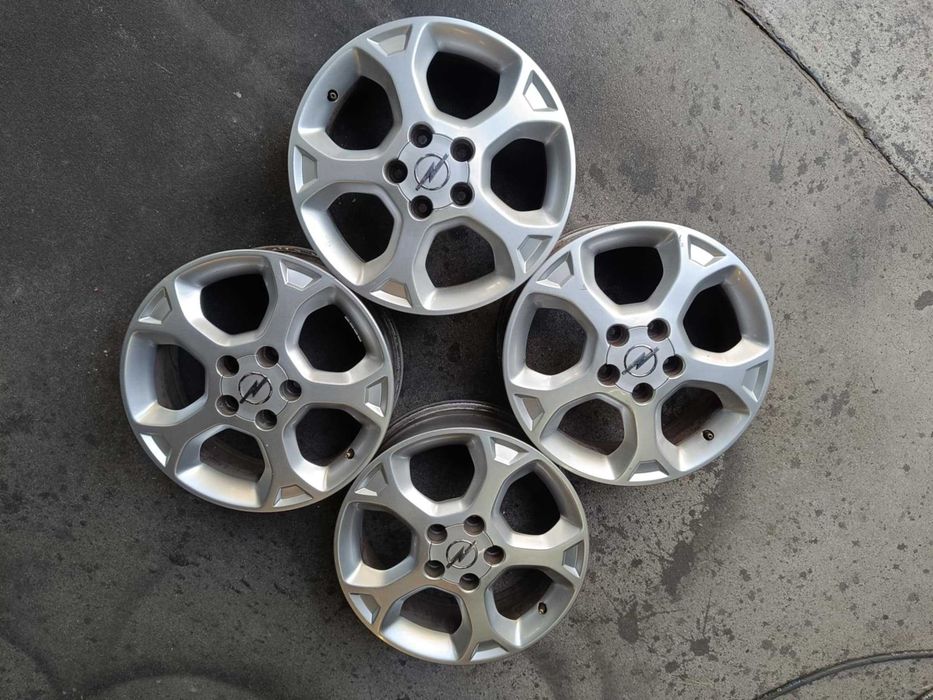 Felgi Aluminiowe Opel 16'' 5x110 et49 7j Ronal F7
